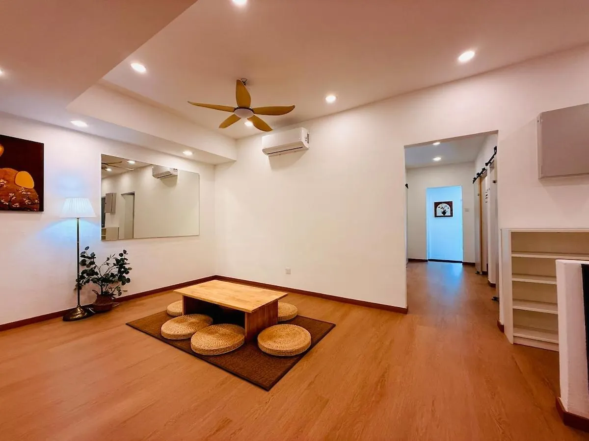 Villa Whitezen Family Homestay 9Room For 20Pax Central Penang Jelutong